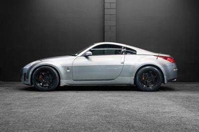 2005 Nissan Fairlady - Thumbnail