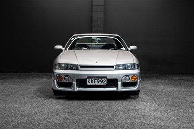 1996 Nissan Skyline - Thumbnail