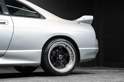 1996 Nissan Skyline - Thumbnail