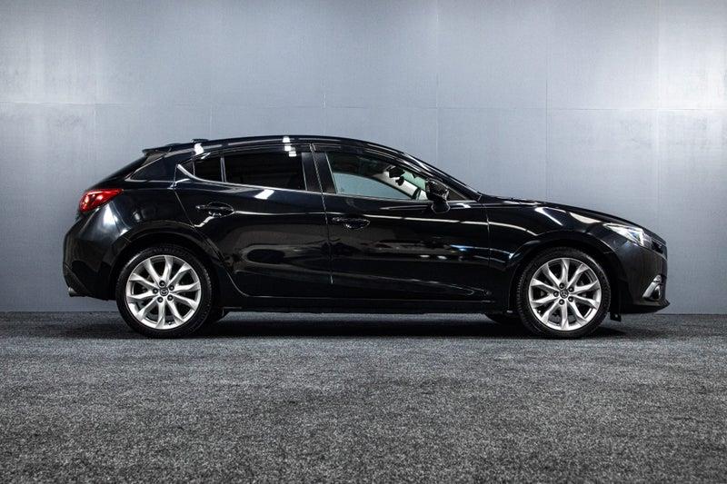 2014 Mazda Axela