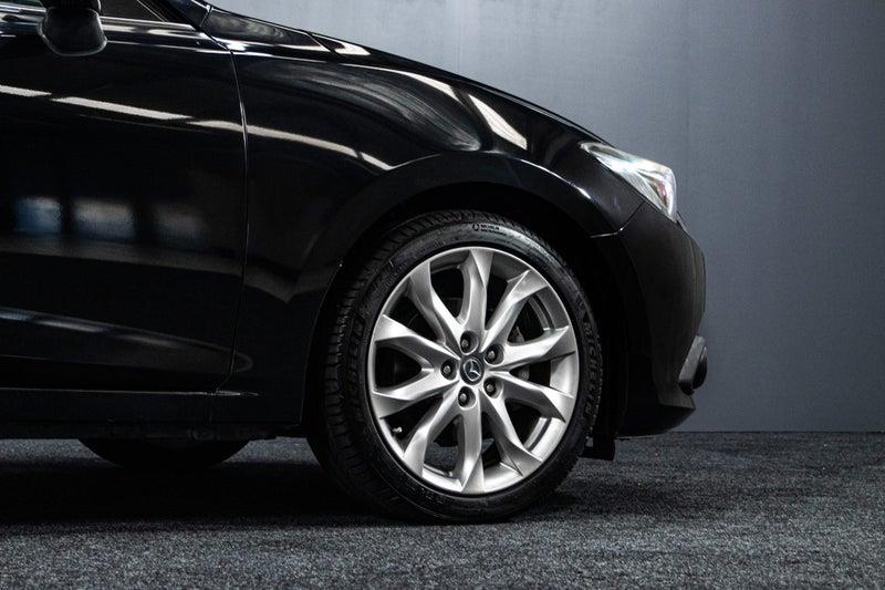2014 Mazda Axela