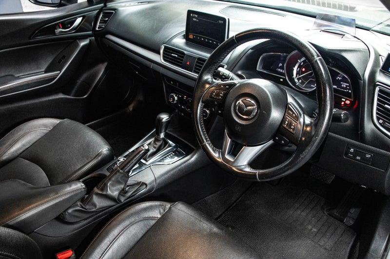 2014 Mazda Axela