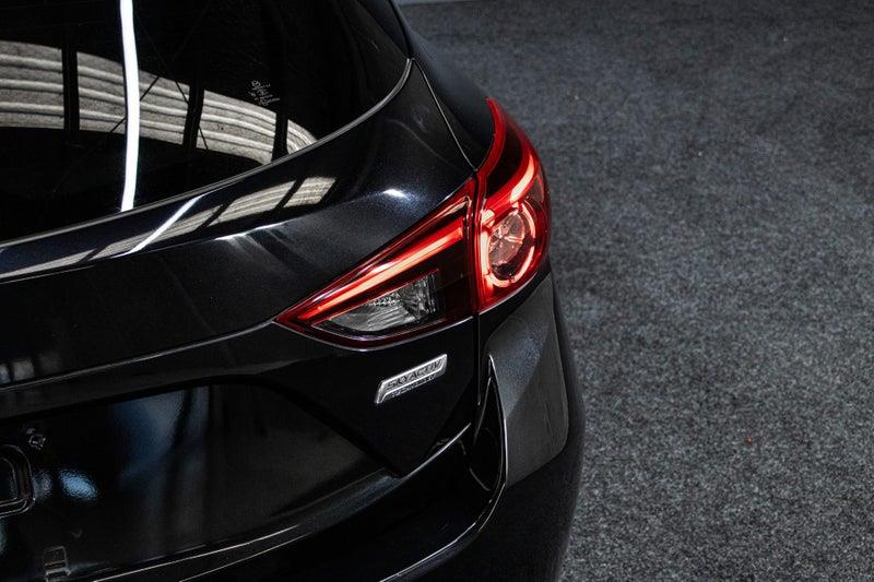 2014 Mazda Axela