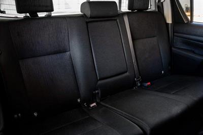 2017 Toyota Hilux - Thumbnail