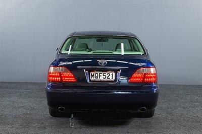2006 Toyota Crown - Thumbnail