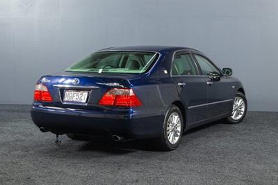 2006 Toyota Crown - Thumbnail