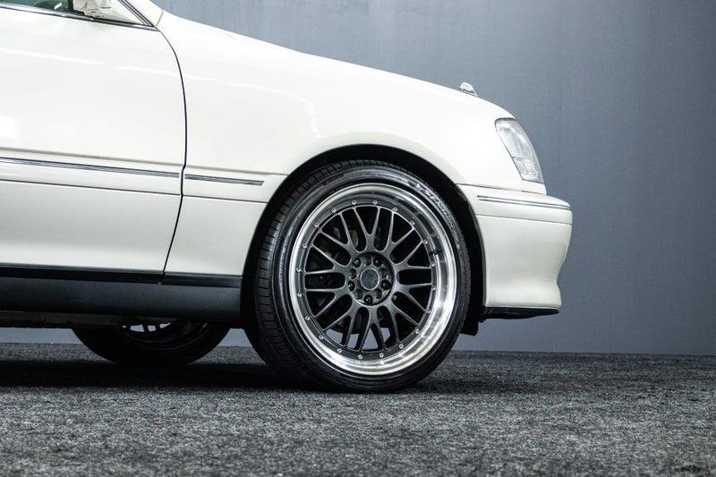 2001 Toyota Crown