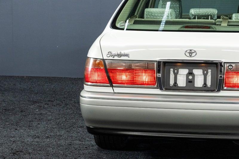 2001 Toyota Crown