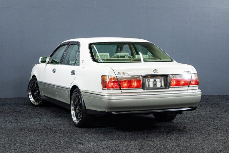 2001 Toyota Crown