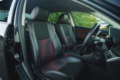 2013 Mazda Axela - Thumbnail