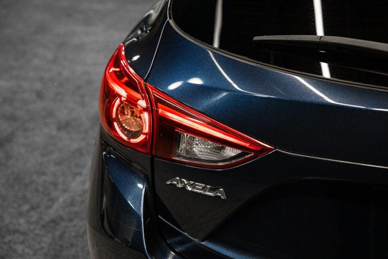 2014 Mazda Axela