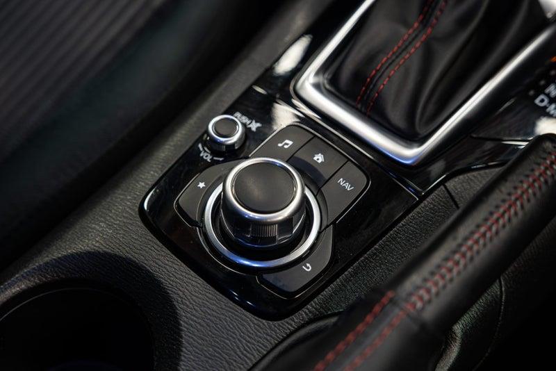 2014 Mazda Axela