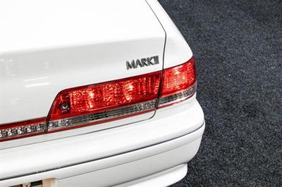 1999 Toyota MARK II - Thumbnail