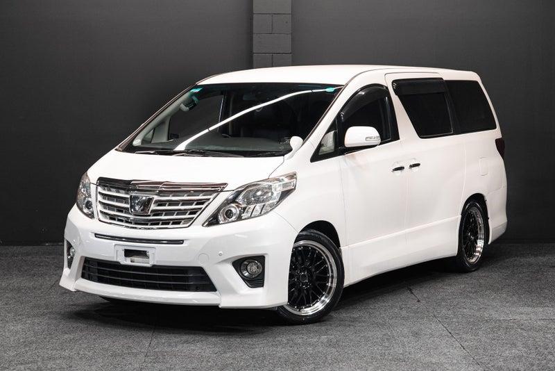 2013 Toyota Alphard