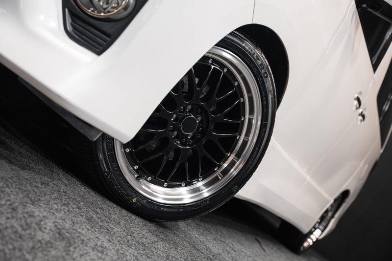 2013 Toyota Alphard