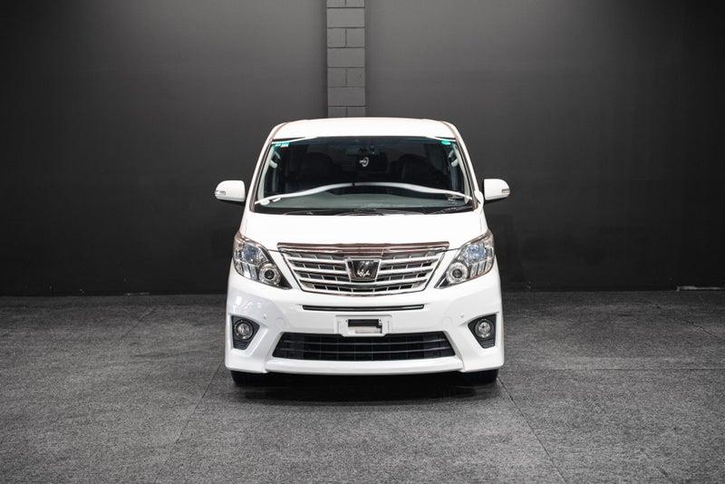 2013 Toyota Alphard