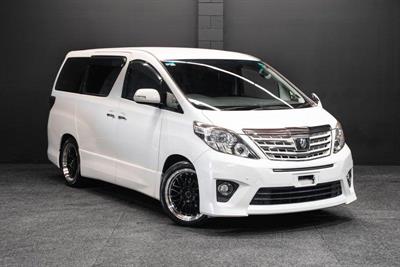 2013 Toyota Alphard - Thumbnail