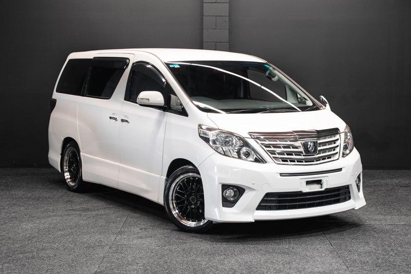 2013 Toyota Alphard