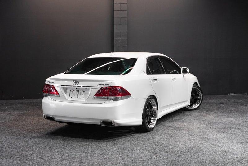 2012 Toyota Crown