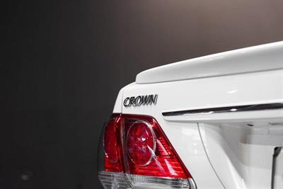 2012 Toyota Crown - Thumbnail