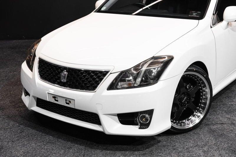 2012 Toyota Crown