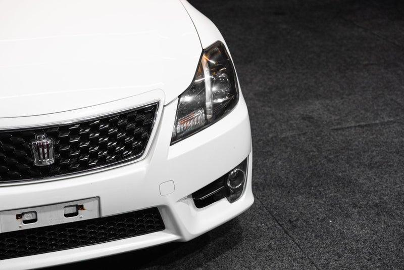 2012 Toyota Crown