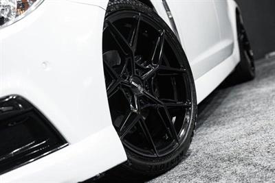 2014 Holden Commodore - Thumbnail