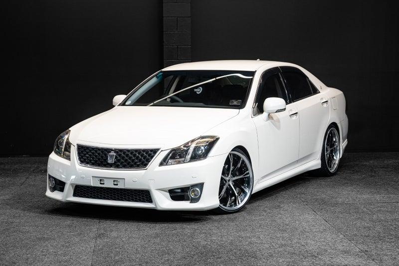 2013 Toyota Crown