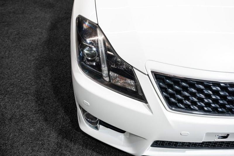2013 Toyota Crown