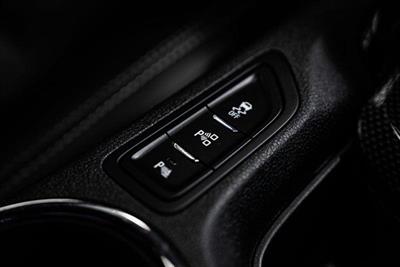 2015 Holden Commodore - Thumbnail