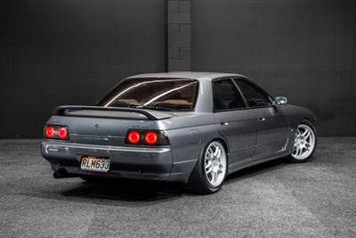 1990 Nissan Skyline - Thumbnail