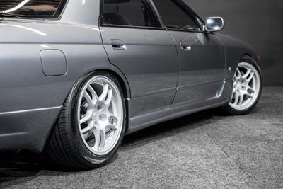 1990 Nissan Skyline - Thumbnail