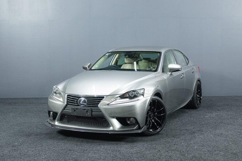 2013 Lexus IS 300h