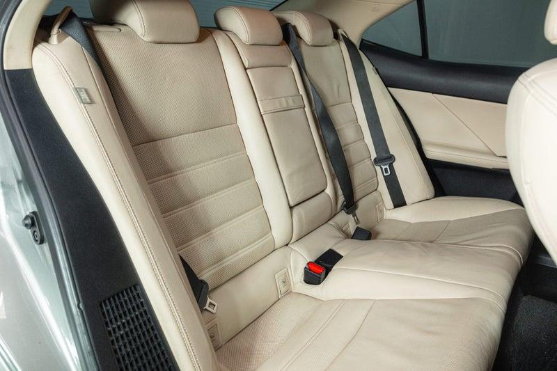 2013 Lexus IS 300h