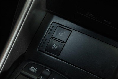 2013 Lexus IS 300h - Thumbnail