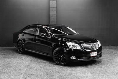 2010 Toyota Crown - Thumbnail