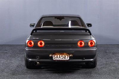 1993 Nissan Skyline - Thumbnail