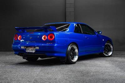 2002 Nissan Skyline - Thumbnail