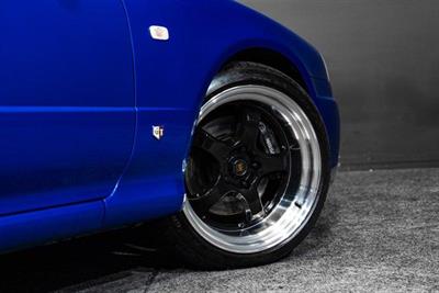 2002 Nissan Skyline - Thumbnail