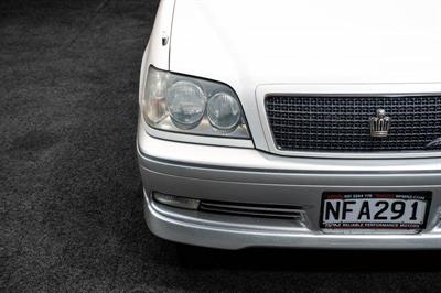 1999 Toyota Crown - Thumbnail