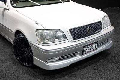 1999 Toyota Crown - Thumbnail