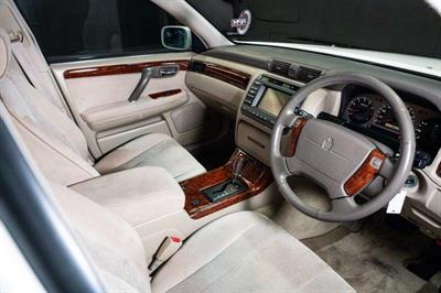 1999 Toyota Crown - Thumbnail