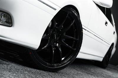 2002 Toyota Crown - Thumbnail