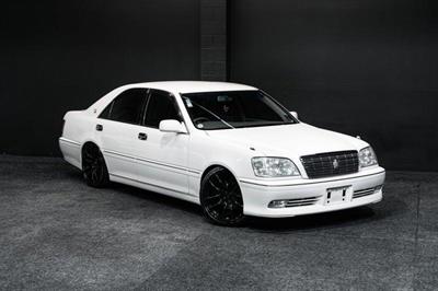 2002 Toyota Crown - Thumbnail
