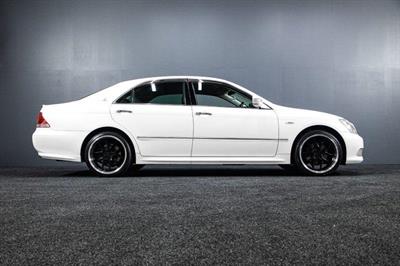 2006 Toyota Crown - Thumbnail