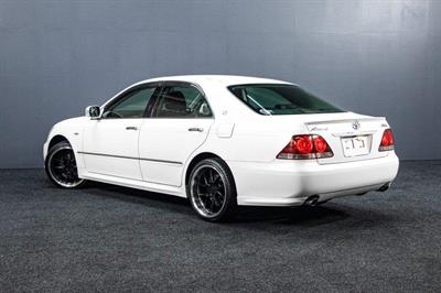 2006 Toyota Crown - Thumbnail