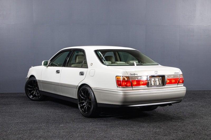 2001 Toyota Crown