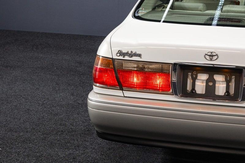 2001 Toyota Crown