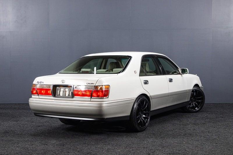2001 Toyota Crown