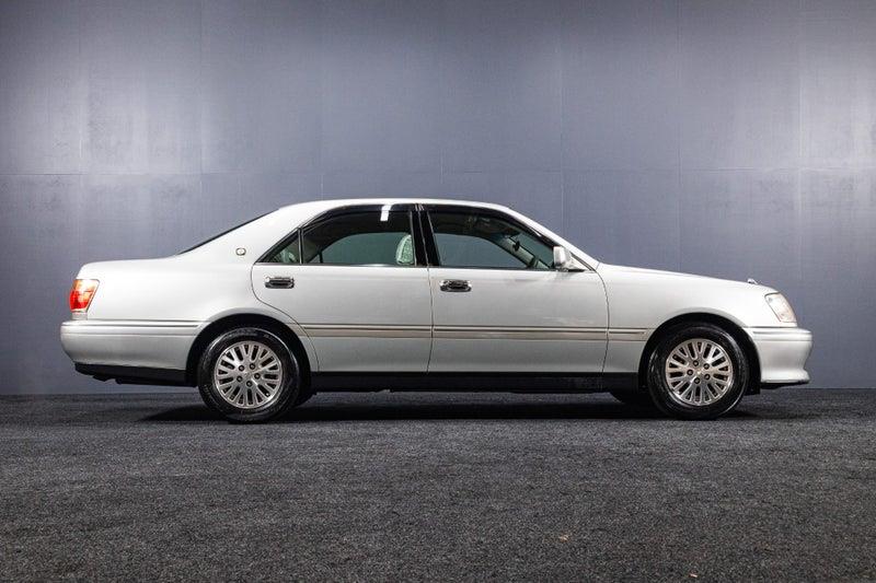 2001 Toyota Crown